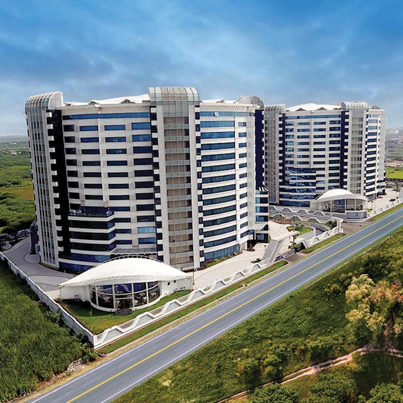 Rajhans Belliza Luxurious Studio Apartment Σουράτ Εξωτερικό φωτογραφία