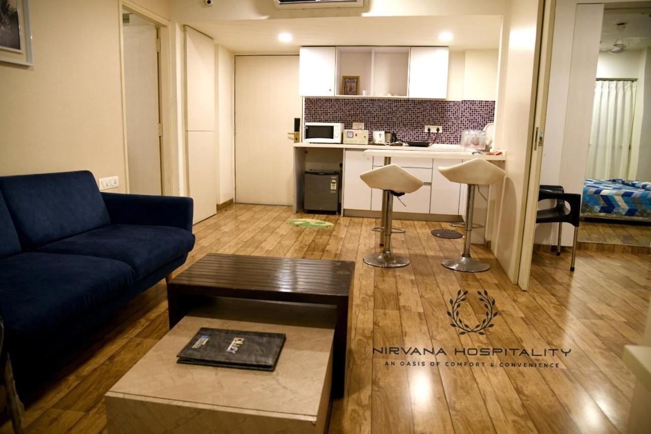 Rajhans Belliza Luxurious Studio Apartment Σουράτ Εξωτερικό φωτογραφία